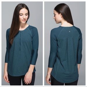 Lululemon Clip-In Long Sleeve